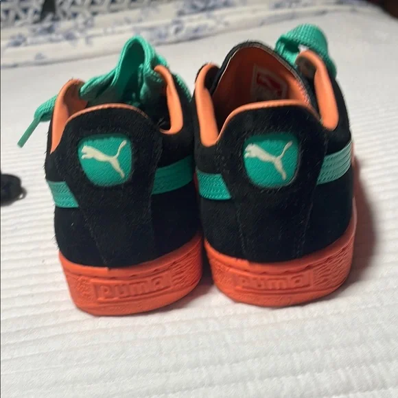 Puma Black and Teal Sneakers with Orange Soles - Picture 4 of 6